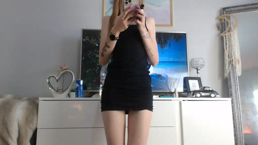 Littlesweetie – [Showup] New Video Lips Hottest Webcam Babe – 2025-06-19 01:52:41