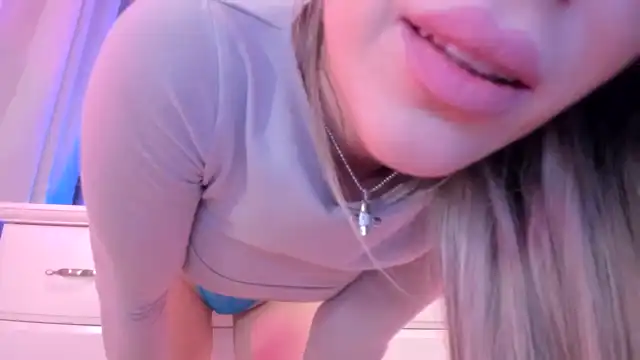 Alesia_ – [Myfreecams] Livecam New Record Clip Shaved – 2025-12-17 14:18:27