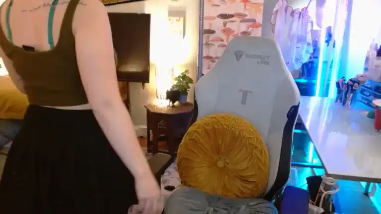 Wittywhitney – [Streamate] Webcamsex Surprise Loves To Masturbated – 2025-02-25 05:18:40