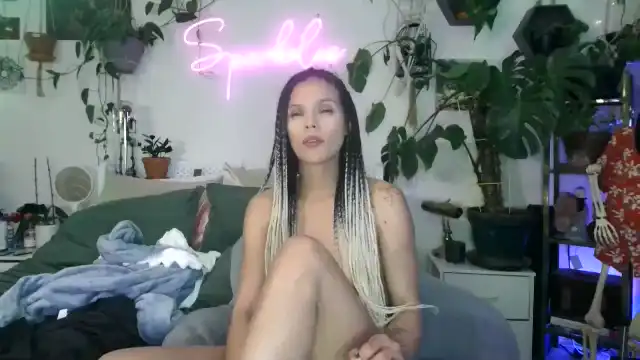 Sparkl3s – [Myfreecams] Lovely Amateur Sweet Model Spy – 2025-05-28 04:08:54