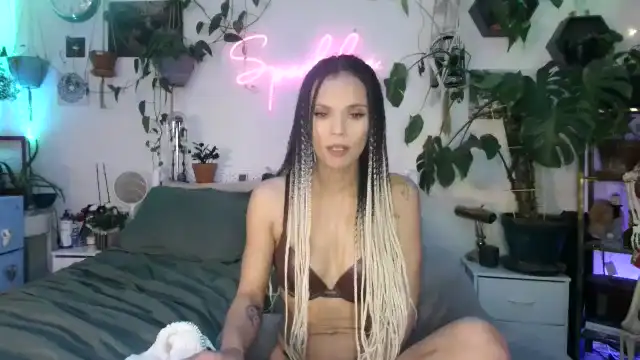 Sparkl3s – [Myfreecams] Lesbian Sex Toys Body – 2025-04-18 20:32:18