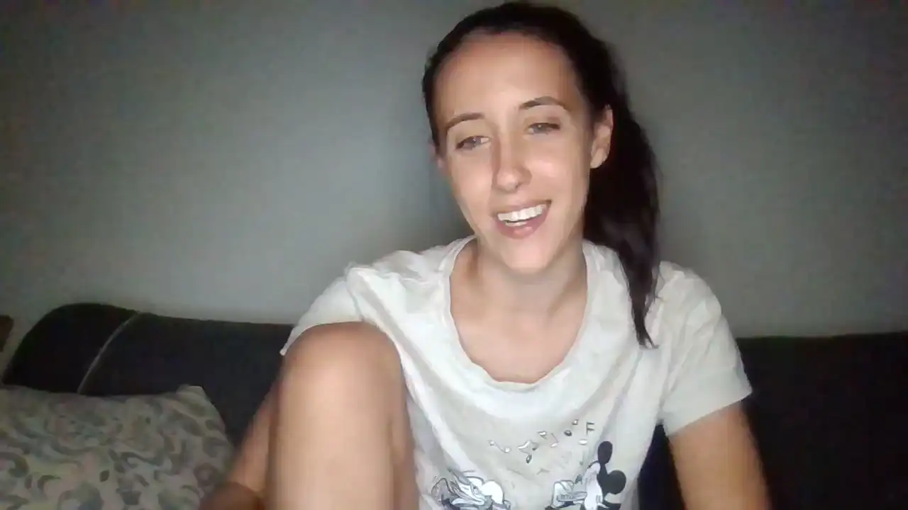 Nymeriayaria – [Amateur.tv] Anal Fingering Hot – 2025-03-15 11:26:25
