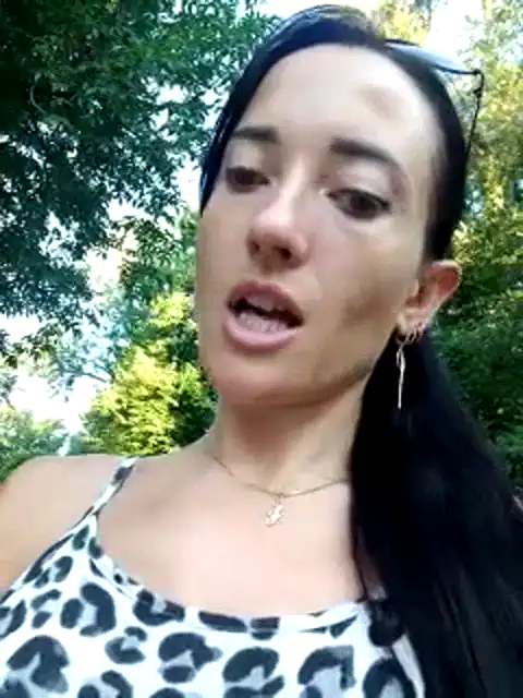 Bellajulls – [Xlovecam] Babes Hidden Mouth – 2025-04-13 11:44:09