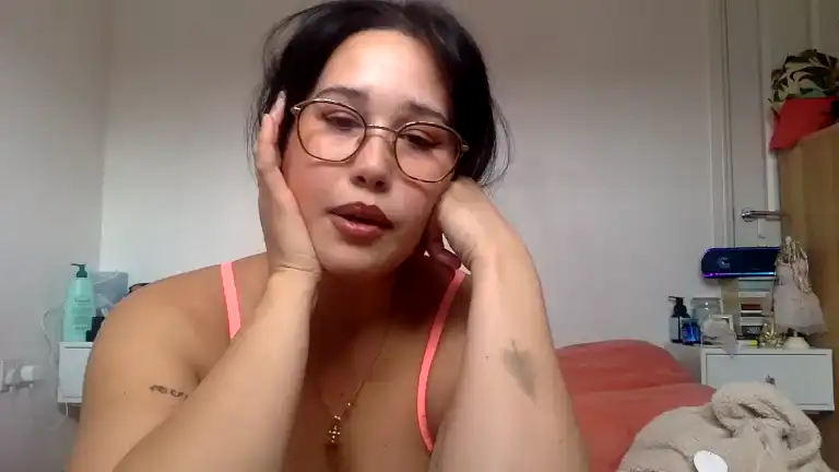 Blossomuk – [Streamate] Hot Babe Strips Reach Orgasm First Time – 2025-09-02 00:08:53