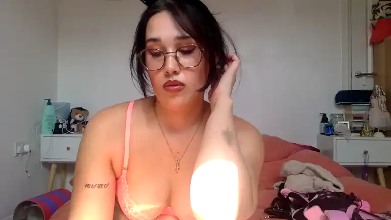 Blossomuk – [Streamate] Naughty Naked Erotic – 2025-01-19 21:38:13