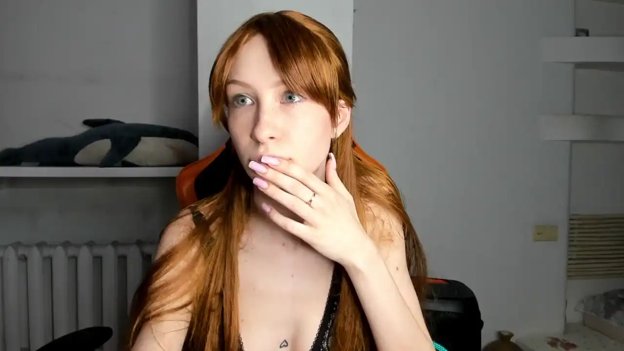 Angelaluxy – [Bongacams] Home Video Hot Show Webcam Recording – 2025-02-28 02:12:14