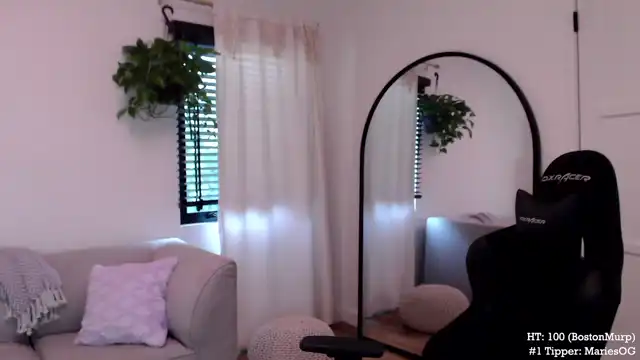 Marie – [Myfreecams] Creamy Show Gets Lucky Super – 2025-03-22 02:26:28