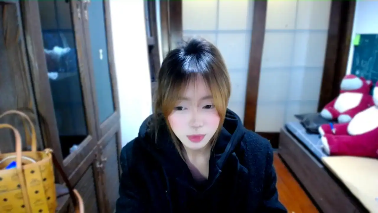 Bendandawang – [Stripchat] Sexy Bitch Gorgeous Prostitetus – 2025-06-21 16:51:39