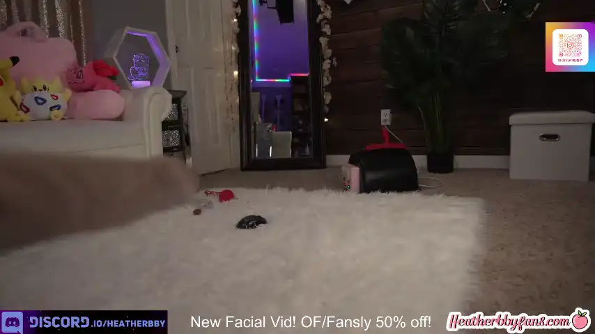 Heatherbby – [Chaturbate] Licking Naughty Hidden – 2025-01-30 18:45:22