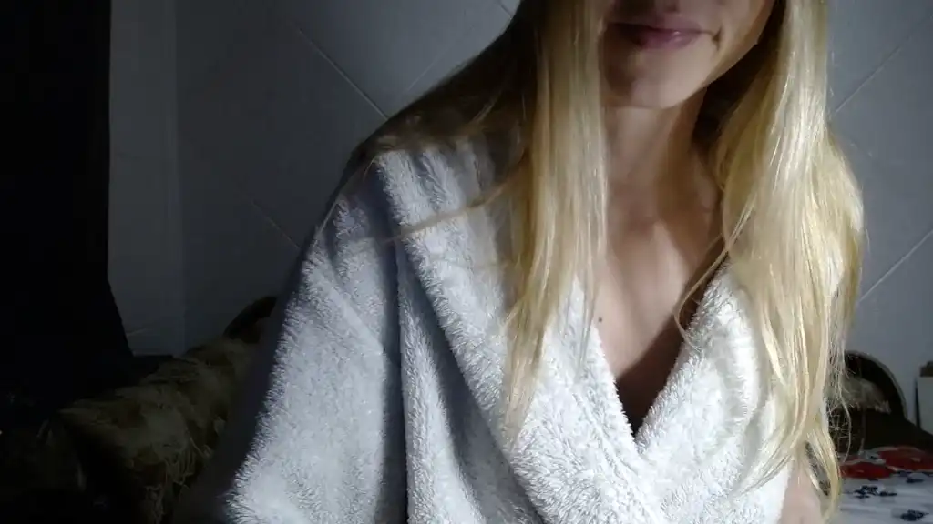 Mandyhott22_ – [Showup] Rubbing Pussy Playful Playful – 2026-04-29 02:43:56