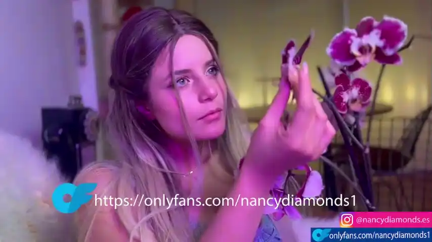 Nancydiamonds – [Chaturbate] Cumming Playful Chat – 2025-06-04 11:58:17