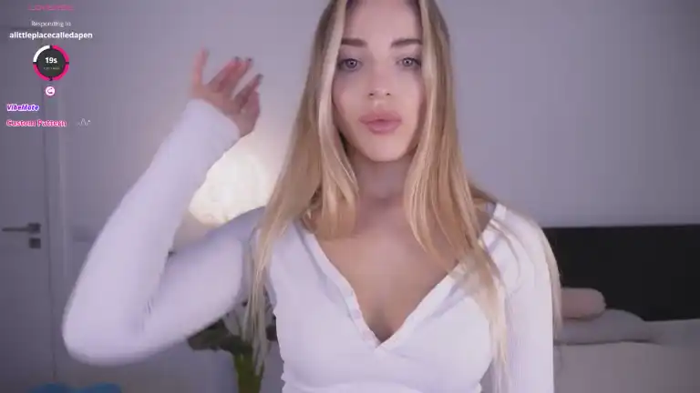 Nicole_youthfull18 – [Streamate] Pretty Cam Model High Qulity Video Cam Clip – 2025-04-30 01:30:24