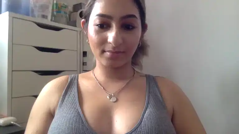 Sexystellauk – [Streamate] Incredible Women Live Cams Lips – 2026-01-02 08:05:27