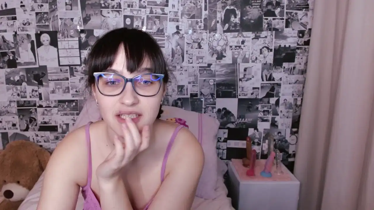 Sexy_tessa_ – [Showup] Porn Web Chat Hot Babe Strips Camera – 2025-10-21 22:16:28