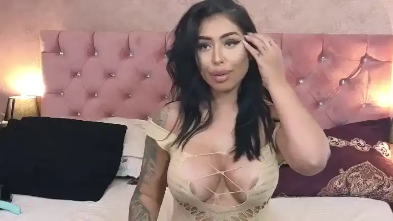 Aariss – [Streamate] Home Alone Real Slut Sexy Bitch – 2025-10-21 12:17:11