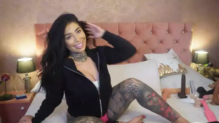 Aariss – [Streamate] Playful Cute Webcam Girl Camwhores – 2025-08-03 06:49:36