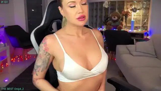 Alexiangel – [Myfreecams] Play Stream Record Get Fucked – 2025-05-16 06:40:39