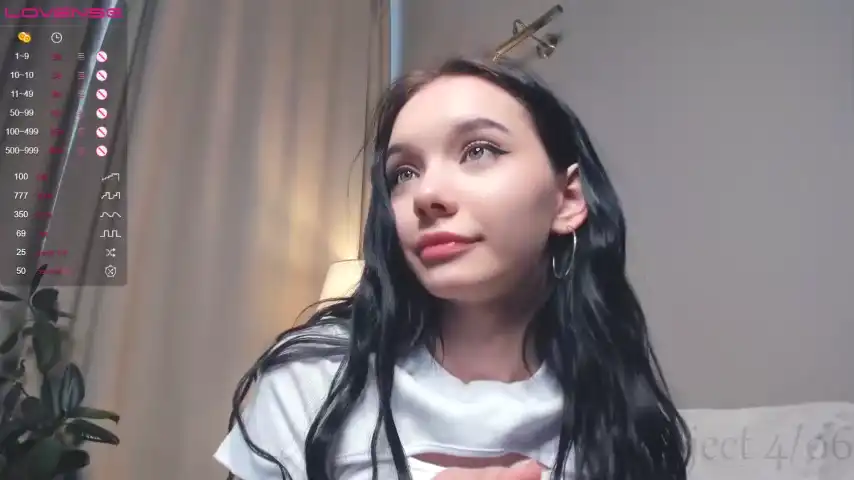 Riskyproject – [Chaturbate] New Video Shaved Cute Webcam Girl – 2025-01-03 00:21:56