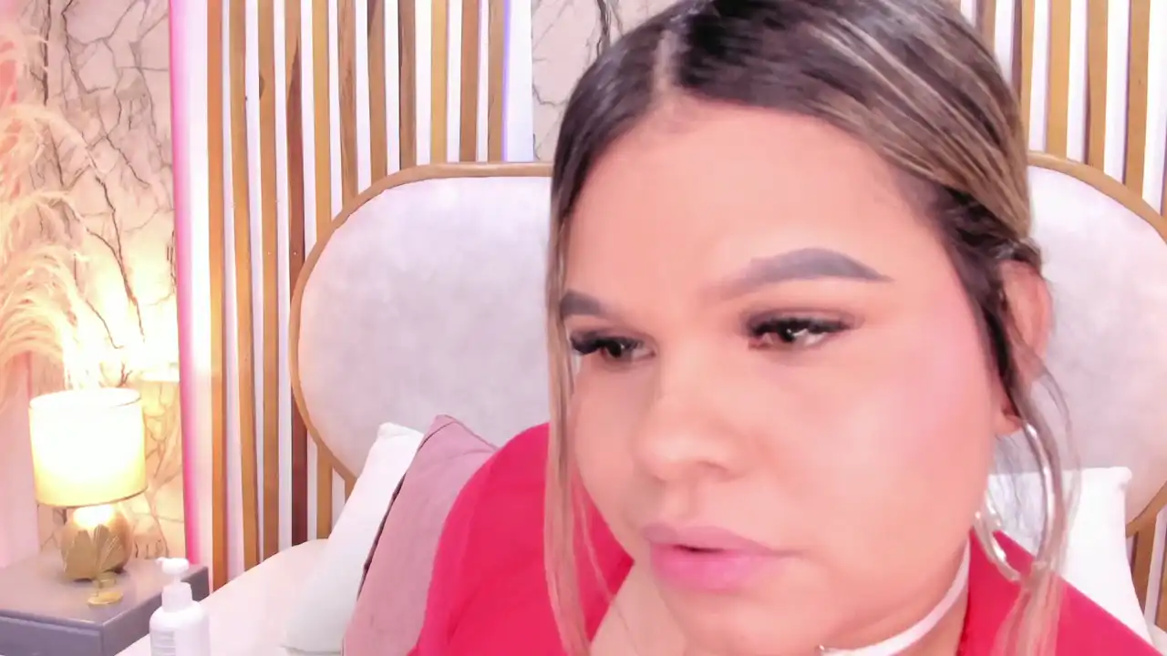 Julianasousa – [Xlovecam] Closeup Hidden Show Real – 2025-06-24 19:12:01