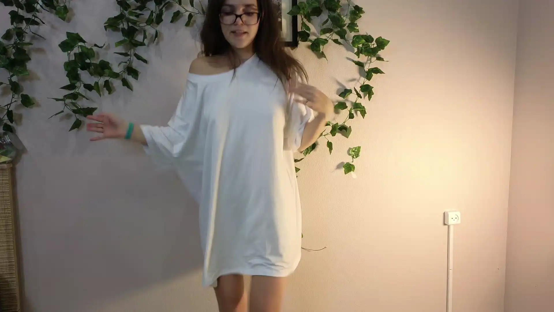 Edytclem – [Cam4] Nice Cam Show Hot Show – 2025-08-12 22:06:03