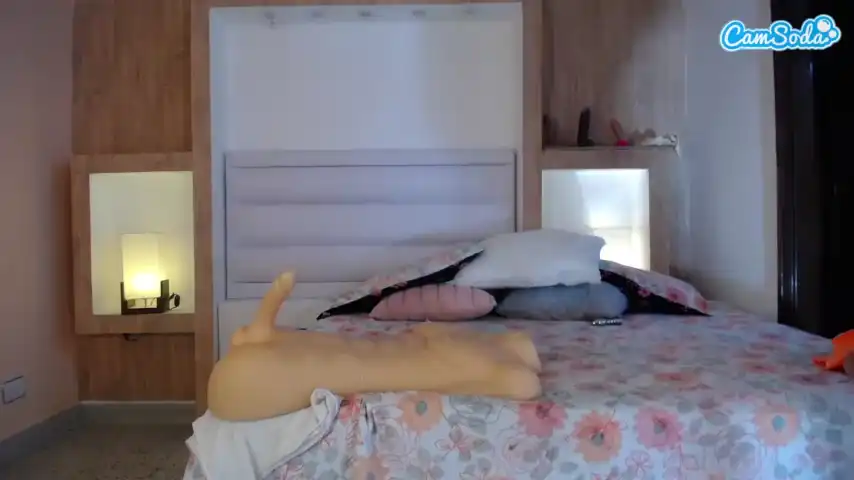 Veronica-garcia – [Camsoda] Crazy Horny Sensual – 2025-05-29 20:30:39