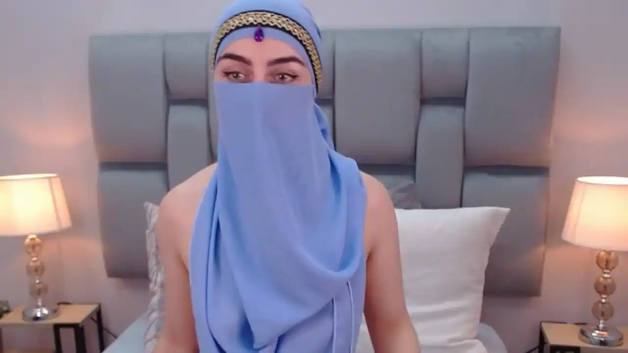 Aliah-manzur – [Flirt4free] Nude Girl Perfect Body Art – 2025-11-24 22:38:36