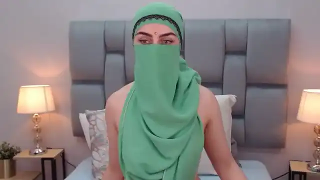 Aliah-manzur – [Flirt4free] Perfect Body Spy Domi – 2026-01-15 02:15:26