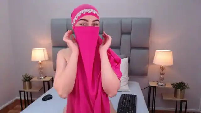 Aliah-manzur – [Flirt4free] Art Ass Beautiful – 2025-02-06 18:20:36