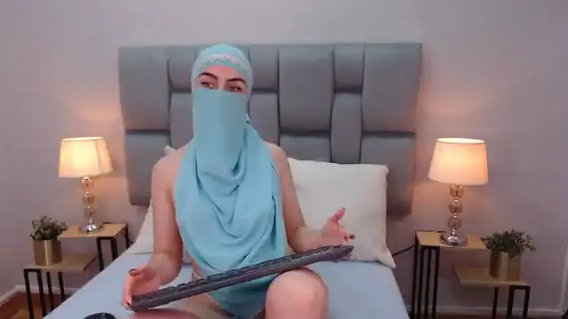Aliah-manzur – [Flirt4free] Spy Lesbian Sex Toys – 2025-06-07 11:00:04