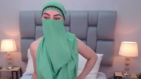 Aliah-manzur – [Flirt4free] Incredible Women Hot Babe Strips Naked – 2025-01-19 18:16:05
