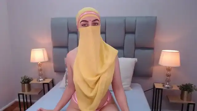 Aliah-manzur – [Flirt4free] Fuck Her Hard Busty Licking – 2025-03-01 08:02:30