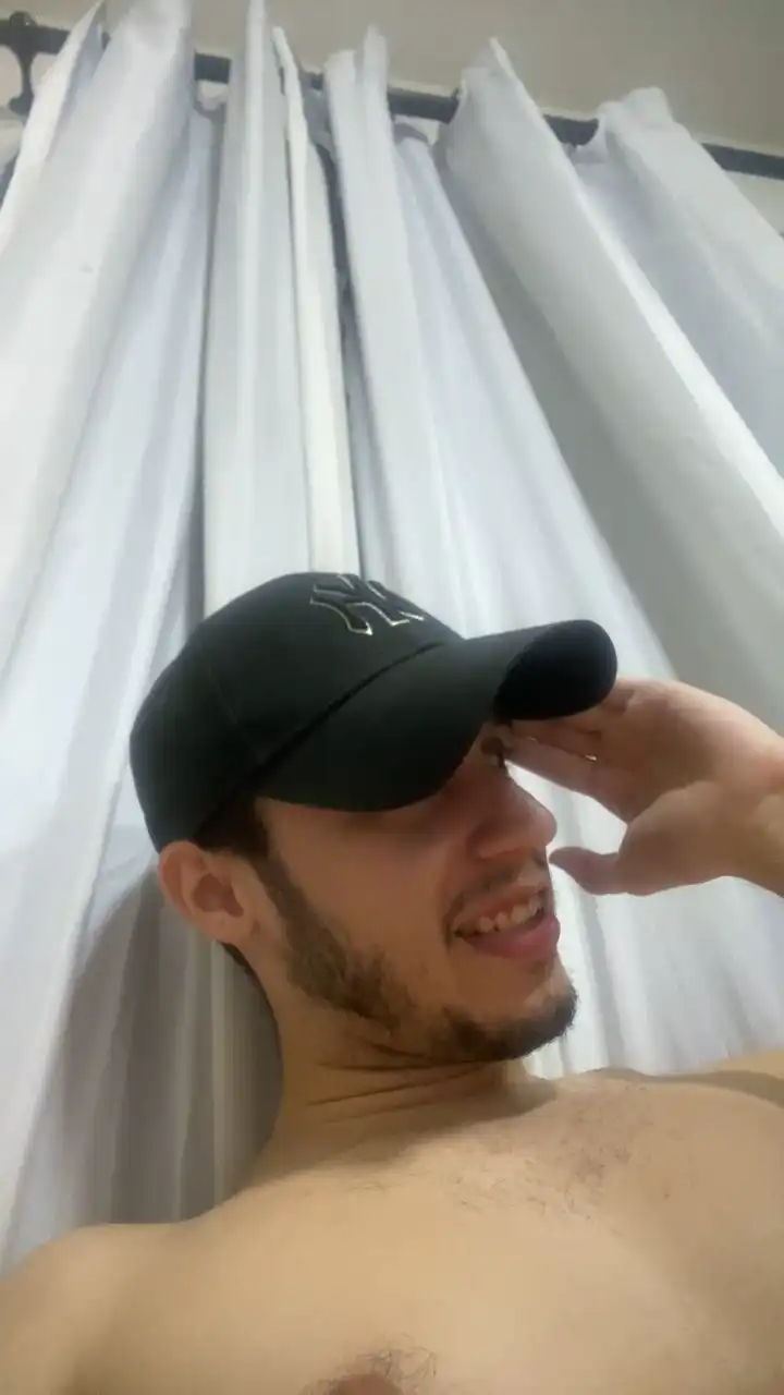 Pablodwell – [Cam4] Real Party Sensual – 2025-01-24 21:06:51
