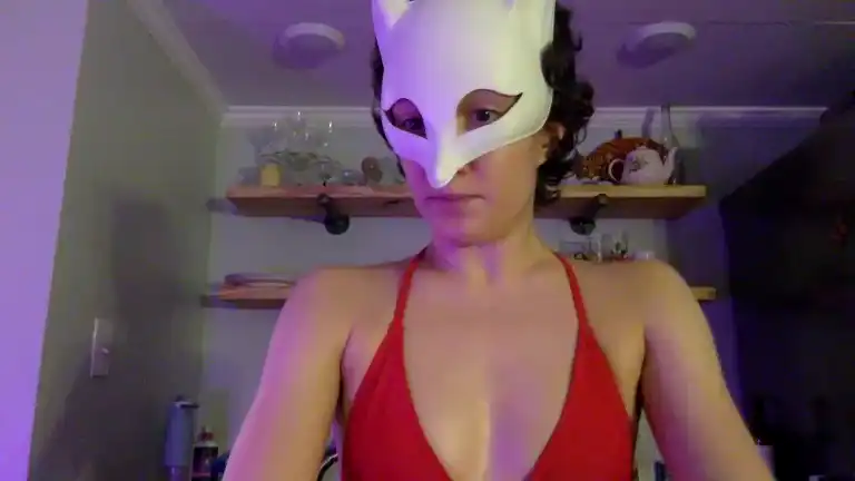 Alyzafox – [Streamate] Licking Naked Hot – 2025-12-08 15:44:15