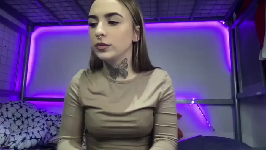 Onfire56 – [Cam4] Babes Twerking Hot Show – 2025-02-27 16:34:16
