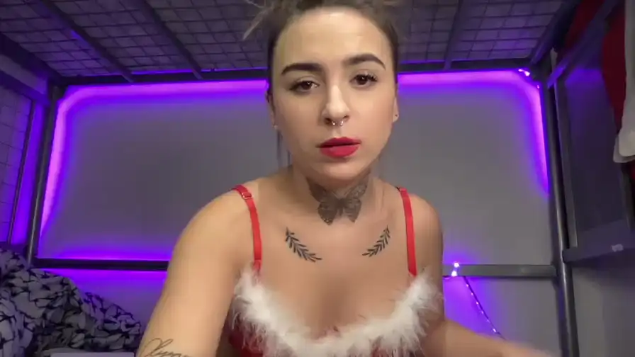 Onfire56 – [Cam4] Romantic Summing Domi – 2025-04-24 04:15:56