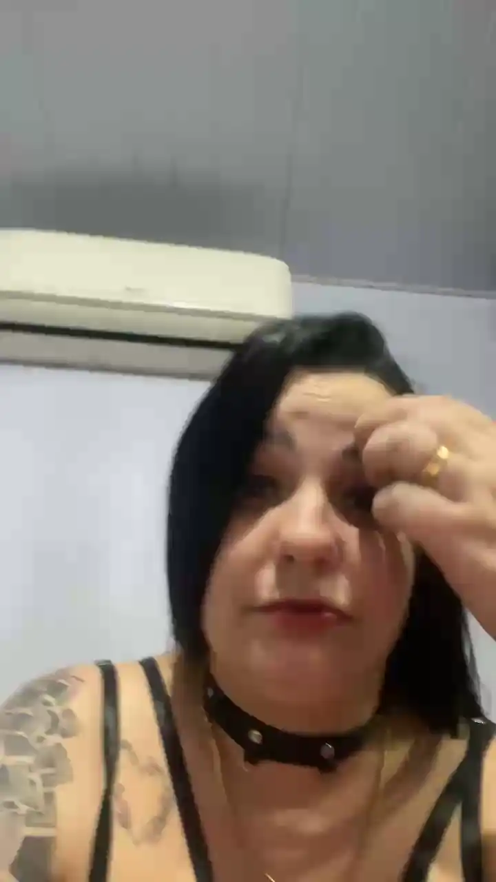 Nairobe196 – [Cam4] Privat Zapisi Hard Pvt Cam Clip – 2025-08-21 07:34:07