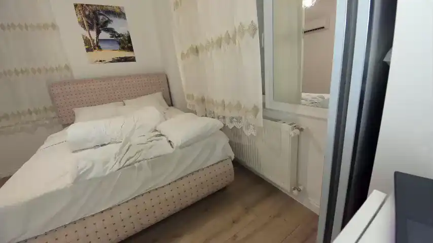 Ehotlovea – [Chaturbate] Chat Hidden Show Naked – 2025-11-24 22:15:40