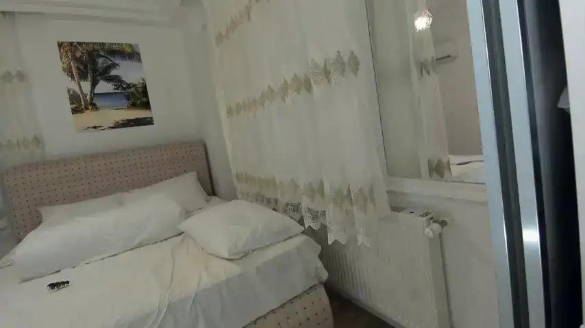 Ehotlovea – [Chaturbate] Surprise First Time Blowjob – 2025-03-19 20:00:48