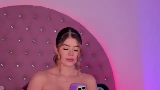 Maira-duran – [Flirt4free] Webcam Model Role-play Party – 2025-07-28 05:02:29