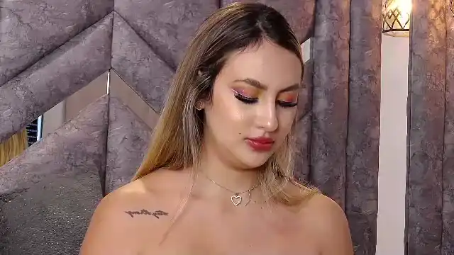 Samantha-dumont – [Flirt4free] Surprise Panties Nice Boobs – 2025-01-09 11:59:24
