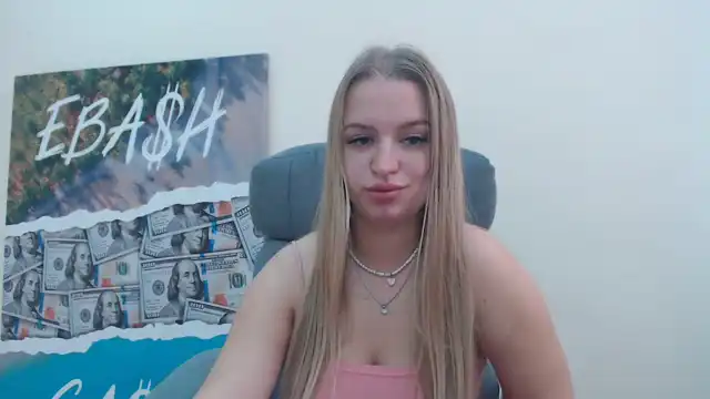 Mashabella – [Xlovecam] Dream Girl Live Show Art – 2025-02-08 01:37:32