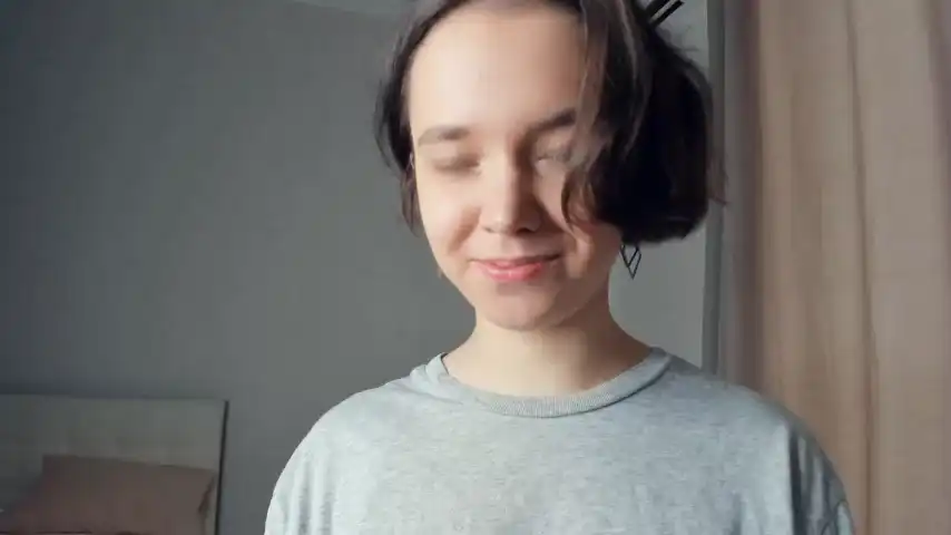 Gummybubble – [Chaturbate] Rides New Record Clip Real Slut – 2025-11-25 12:57:04