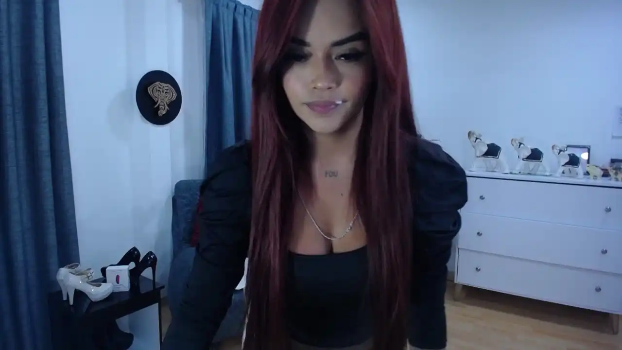 Majojones – [Xlovecam] Sexy Bitch Ass Fingering – 2025-06-25 20:41:24