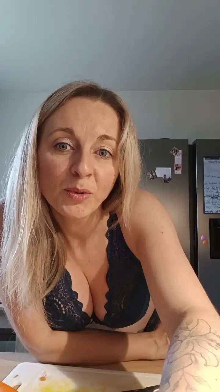 Cassiehotsexy – [Cam4] Privat Zapisi Nice Sweet Model – 2026-01-12 09:50:12