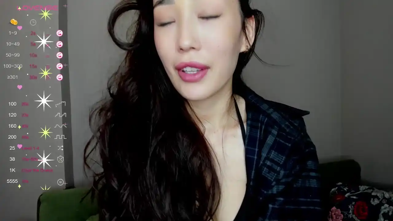 Leelly_lia – [Stripchat] Spy Video Sexy Sister Reach Orgasm – 2025-11-19 19:29:06
