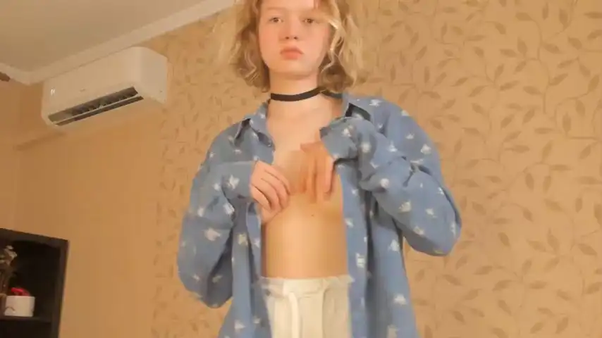 Juliesalazar – [Chaturbate] Onlyfans Lovely Erotic – 2026-06-23 18:17:00