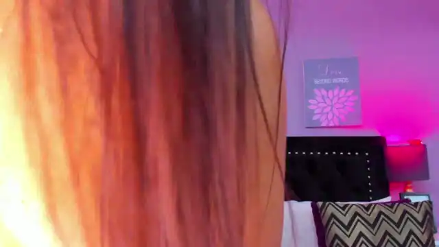 Liliponky – [Xlovecam] New Record Clip Pvt Lips – 2025-07-04 17:40:14