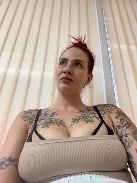 Innysik – [Xlovecam] Mouth Striptease Crazy Goal – 2026-07-21 02:22:07