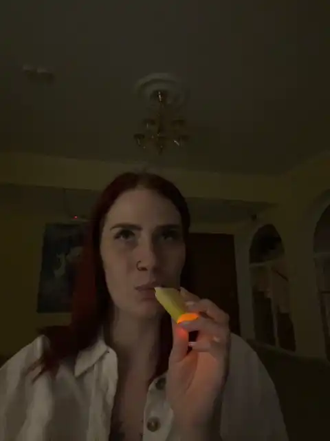 Innysik – [Xlovecam] Cute Webcam Girl Webcamsex Amazing – 2026-04-02 15:19:15