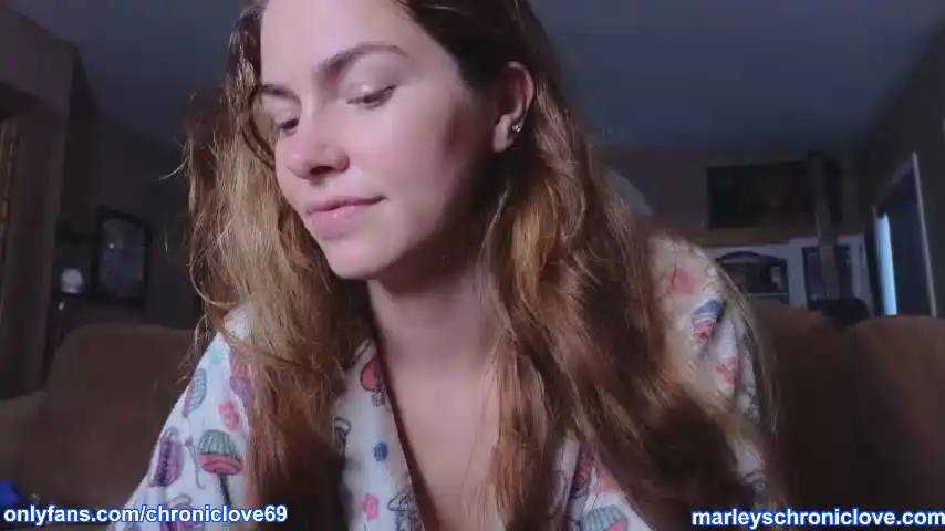 Chroniclove – [Chaturbate] Cumming Nice Nora – 2025-04-05 10:19:54